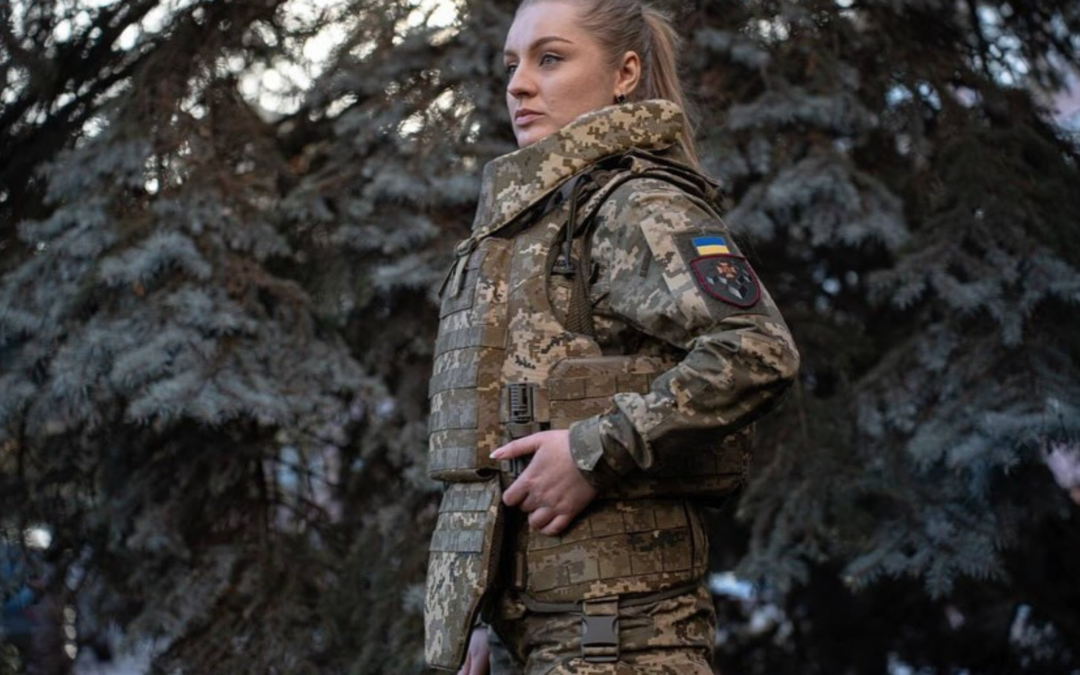 Штабні, медичні посади та БПЛА. У Міноборони розповіли, які спеціальності обирають жінки у центрах рекрутингу до Сил оборони