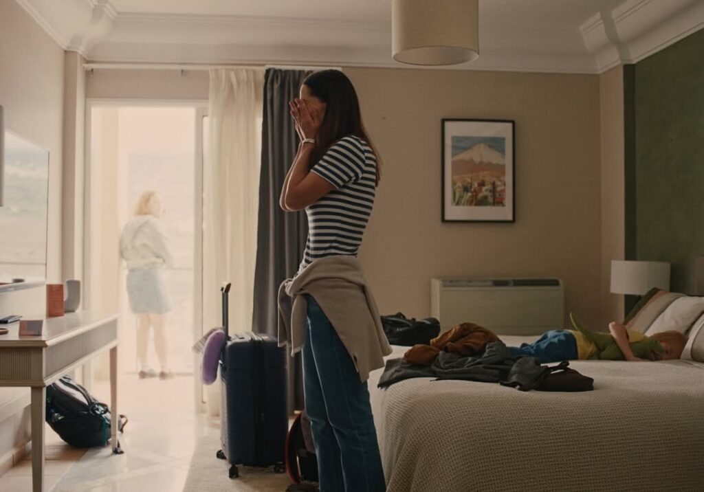 Фільм про війну в країні та в сім’ї. Інтерв’ю з Анастасією Карпенко та Софією Березовською про стрічку «Під вулканом»