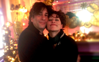 На письменника Ніла Ґеймана та його колишню дружину подали до суду за сексуальне насильство і торгівлю людьми