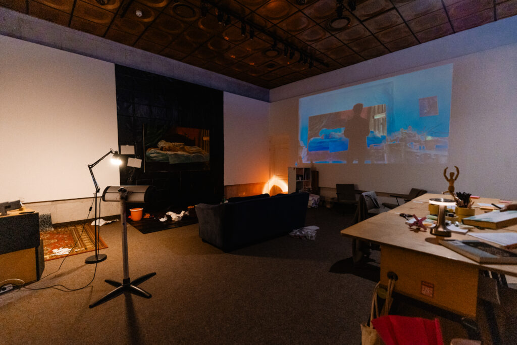 «Своя кімната». В Українському Домі відкрили безоплатний простір для творчості жінок