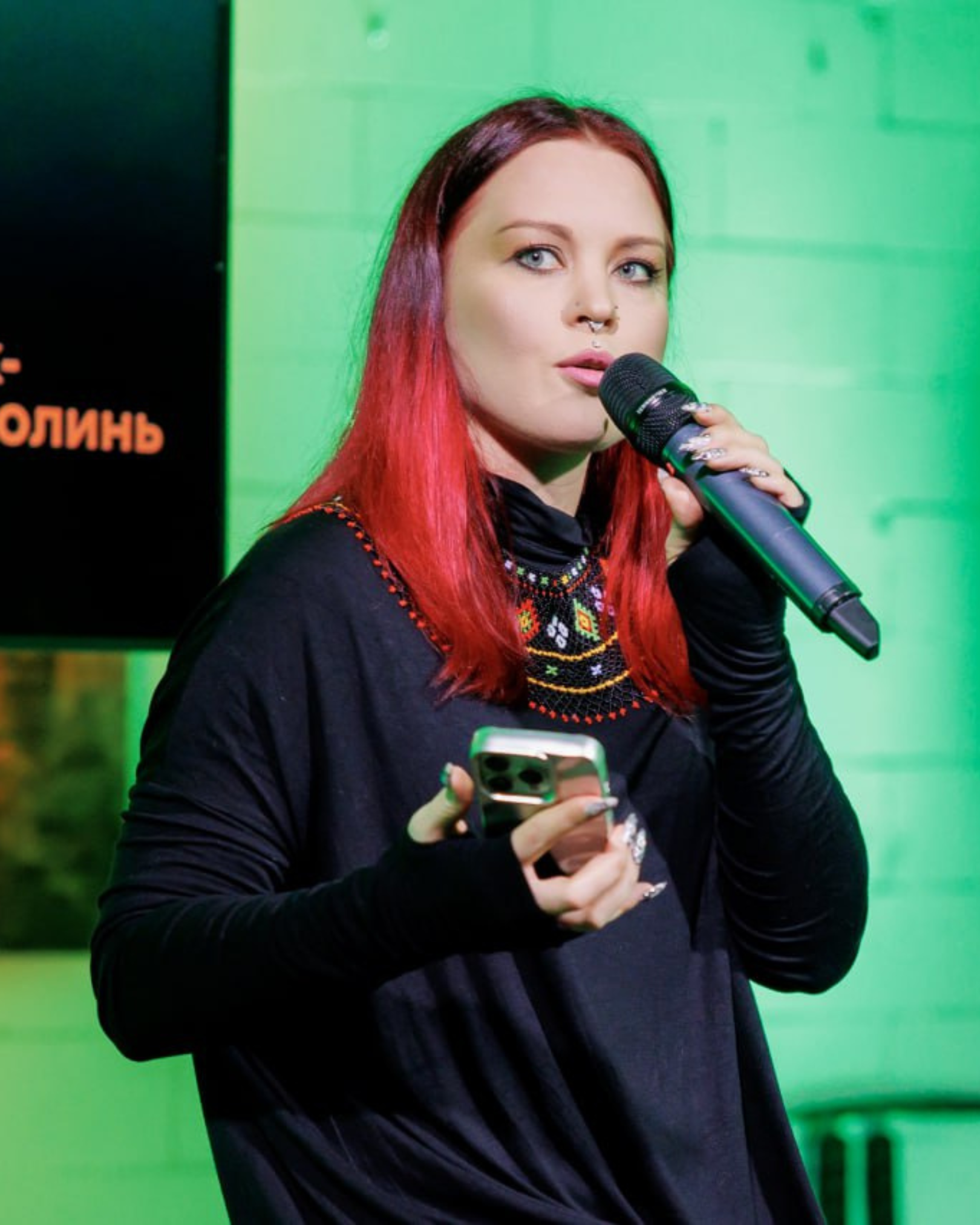 Дівчинко, а ти знаєш, куди втикати шнур? Музикантки про сексизм у студіях і на сцені