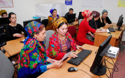 У Туркменістані посилили дрескод для жінок, щоб розрізняти заміжніх та незаміжніх