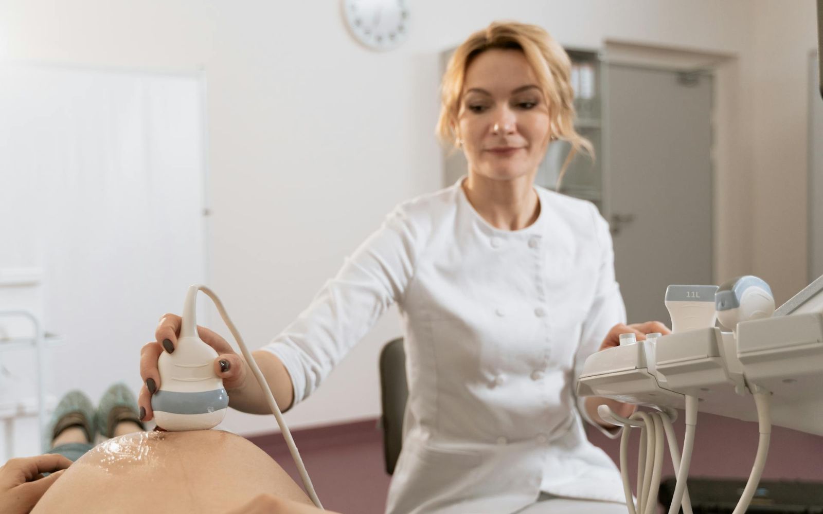 У Польщі жінку, яка хотіла зробити аборт, утримували у психіатричному відділенні: міністерство охорони здоров’я проводить перевірку