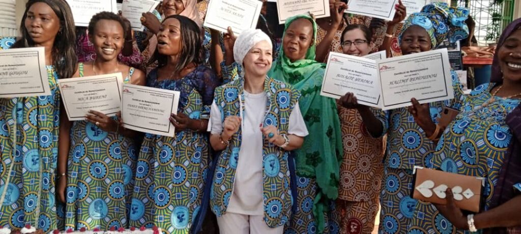 «Лікарки без кордонів». Як жінки з Мексики, Данії та Тунісу працюють в Україні