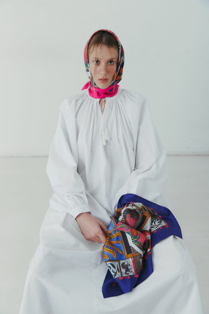 На підтримку Фонду Алли Горської і Віктора Зарецького: бренд «Не хустка» випустив колекцію аксесуарів із картинами художника-шістдесятника