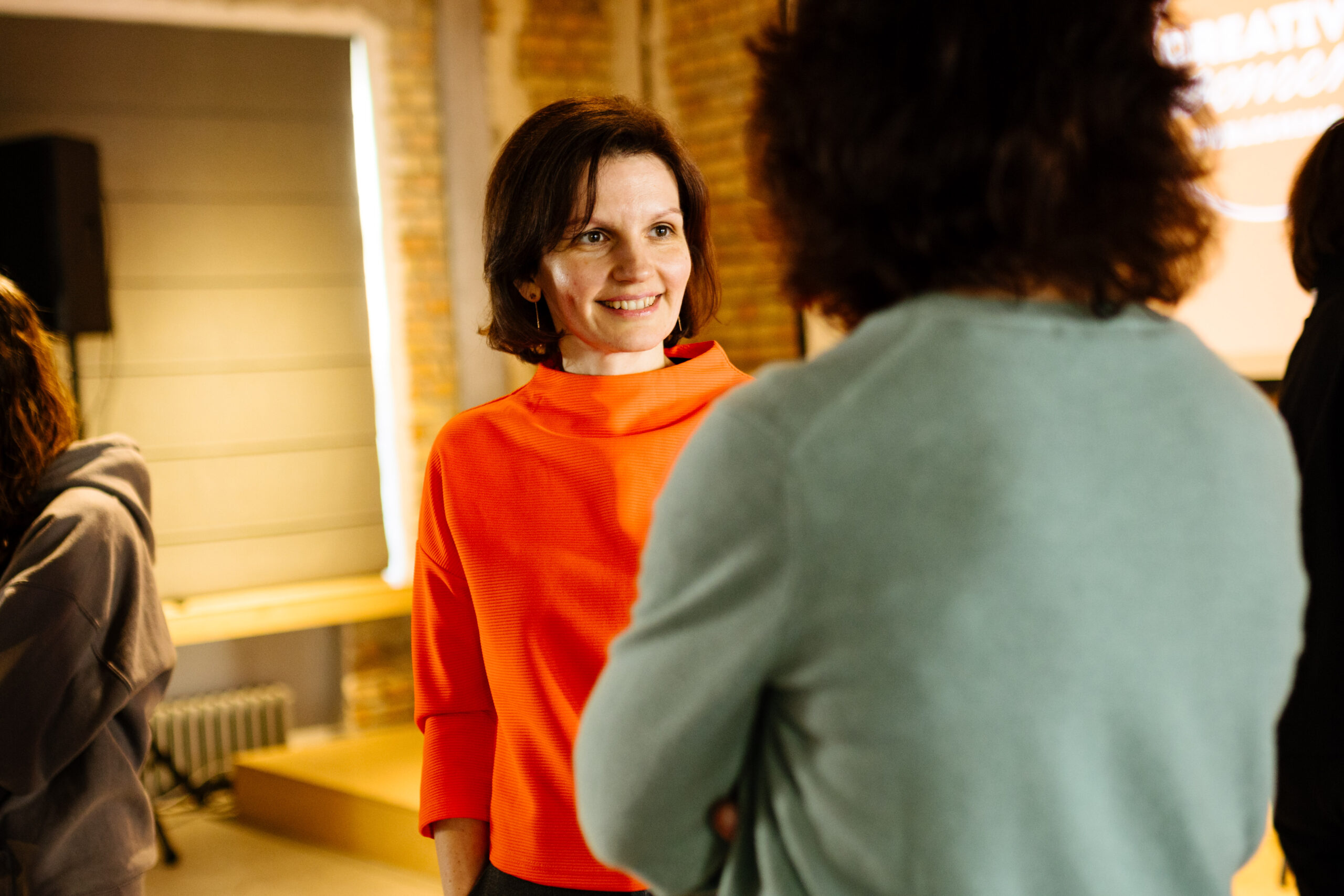 «Для ідентичності важливо мати можливість вибору, де себе реалізувати». Тамара Марценюк про фемінізм початку 90-х і шлях до рівних прав через медіа