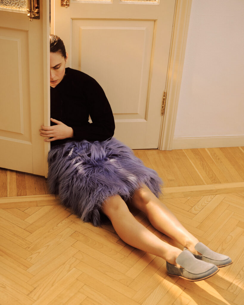 Хореографиня Анастасія Харченко знялась у дебютному кампейні українського barefoot-бренда NUGAIA