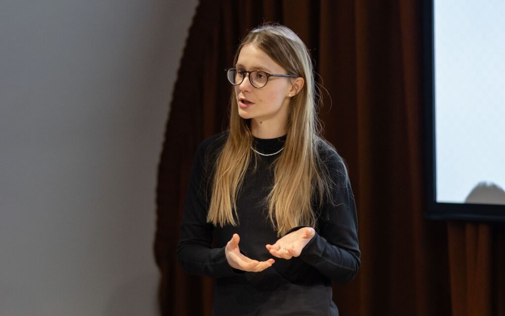 «Яблонська знала, як пояснити світові, що таке Україна»: Вероніка Гоменюк про роботу зі спадщиною фотографки й мандрівниці та заснування фундації її імені