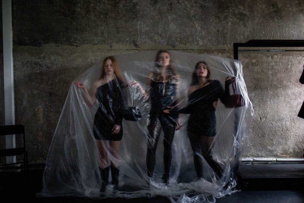 «Дикий театр» покаже фешн-драму «Метод 46» про сексуальне насильство в театрах і вишах