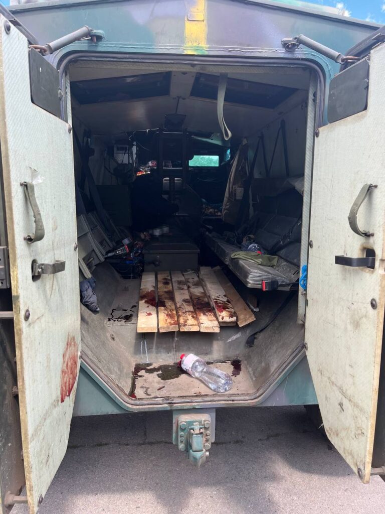 Від тампонування хлібом із сіллю до турнікетів: бойова медикиня Людмила Паутець про те, як змінювався український такмед