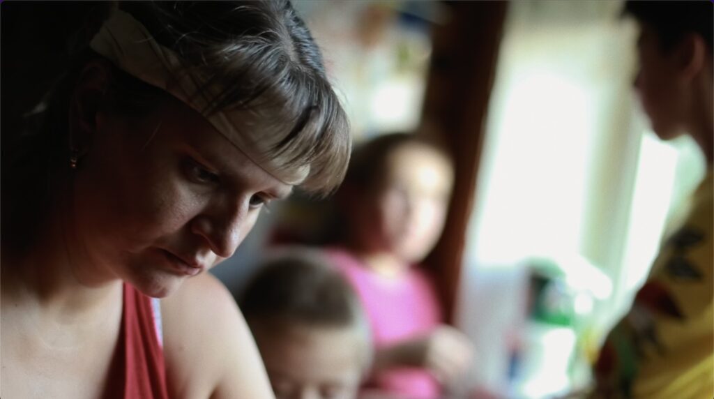 Чому підтримка суспільства важлива для жінок військових: Історія Надії, героїні фільму «Татова колискова»