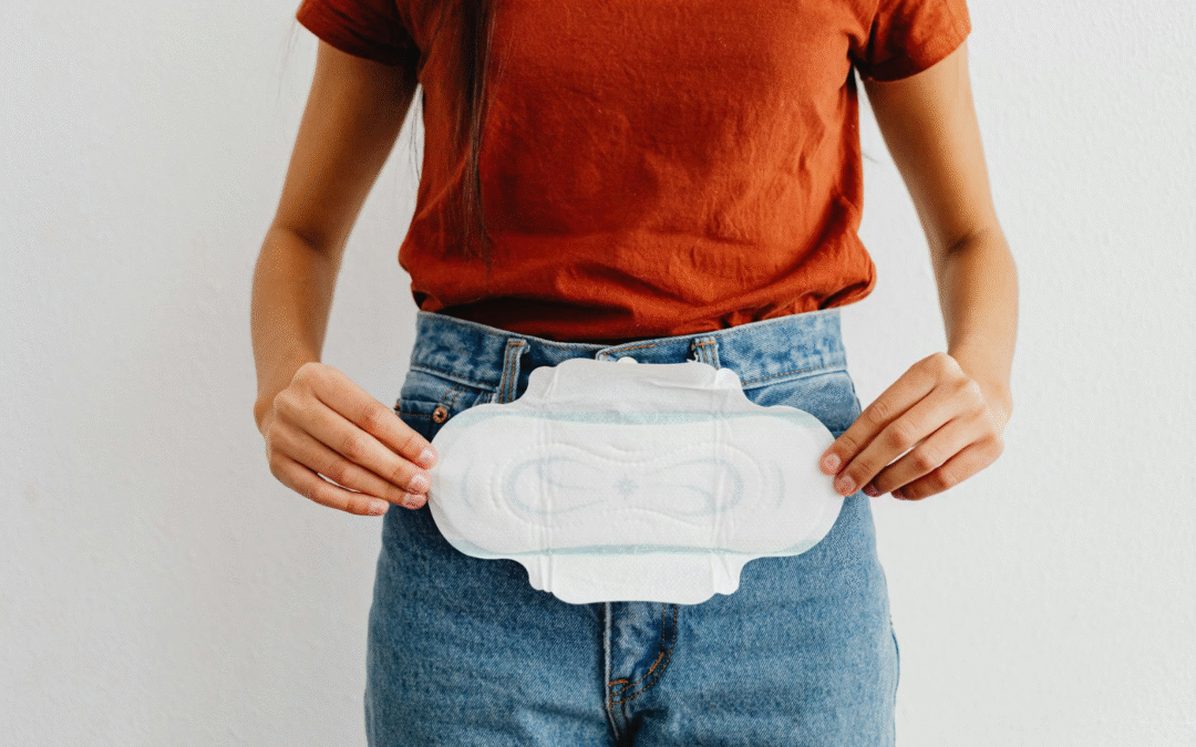 У китайському коледжі студенток змушують доводити наявність менструації для отримання лікарняного