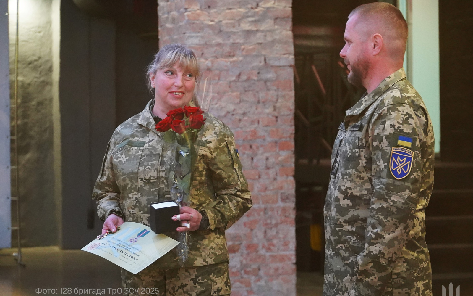 Знищила з гранатомета групу окупантів. Медсестра Світлана Тріфонова отримала Хрест Сухопутних військ за порятунок підрозділу