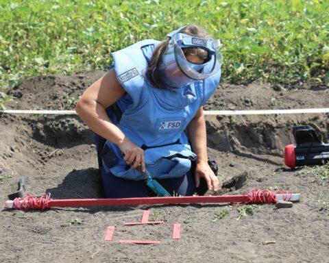 Жінки у сфері розмінування в Україні - результати дослідження