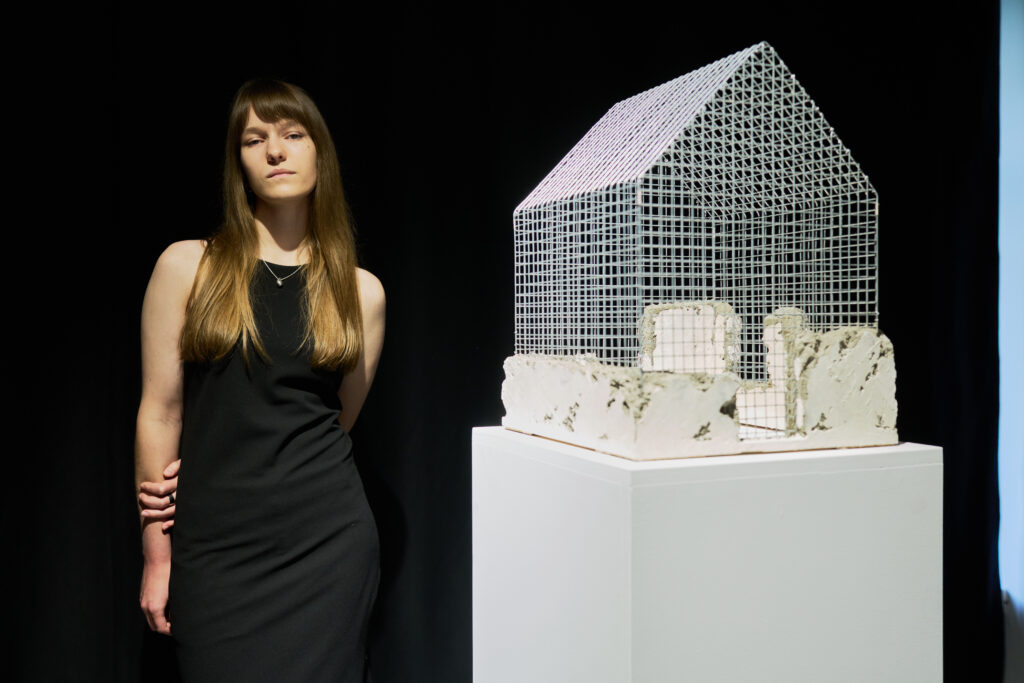 війна у мистецтві підліток на виставці IMБАLANCE