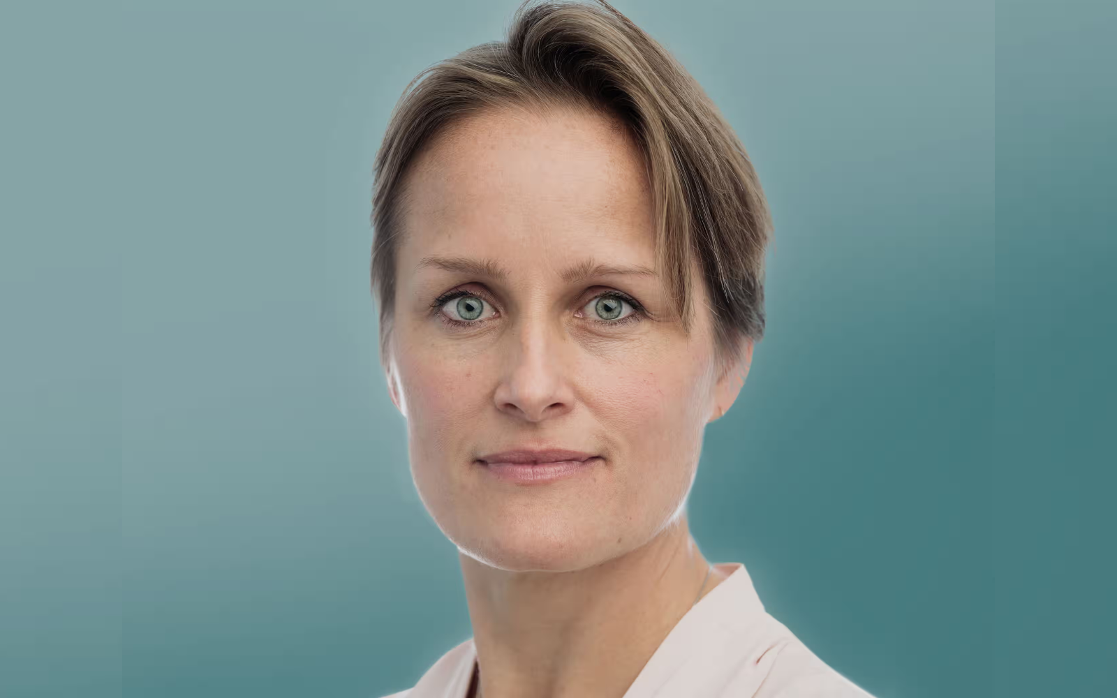 Британську розвідку MI6 вперше за понад 100 років очолила жінка