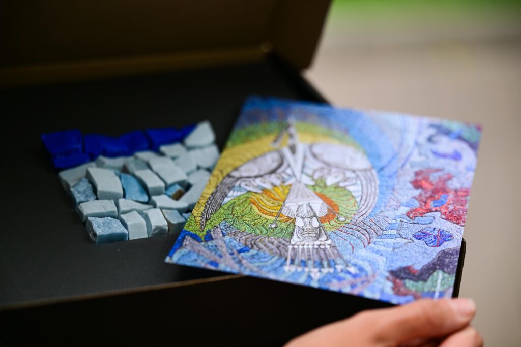 У Києві представили відтворену мозаїку Алли Горської Боривітер