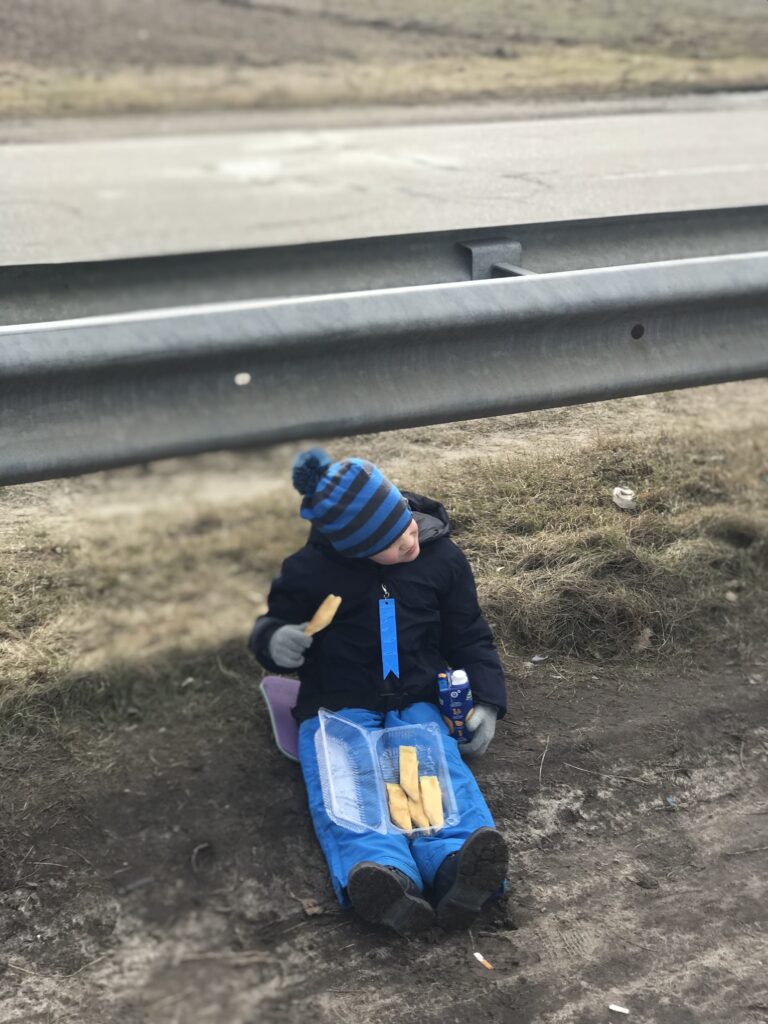 «З України виїхало багато рідних мені людей, і тепер вони — усюди». Історія Ксенії Харченко, української біженки в Австрії