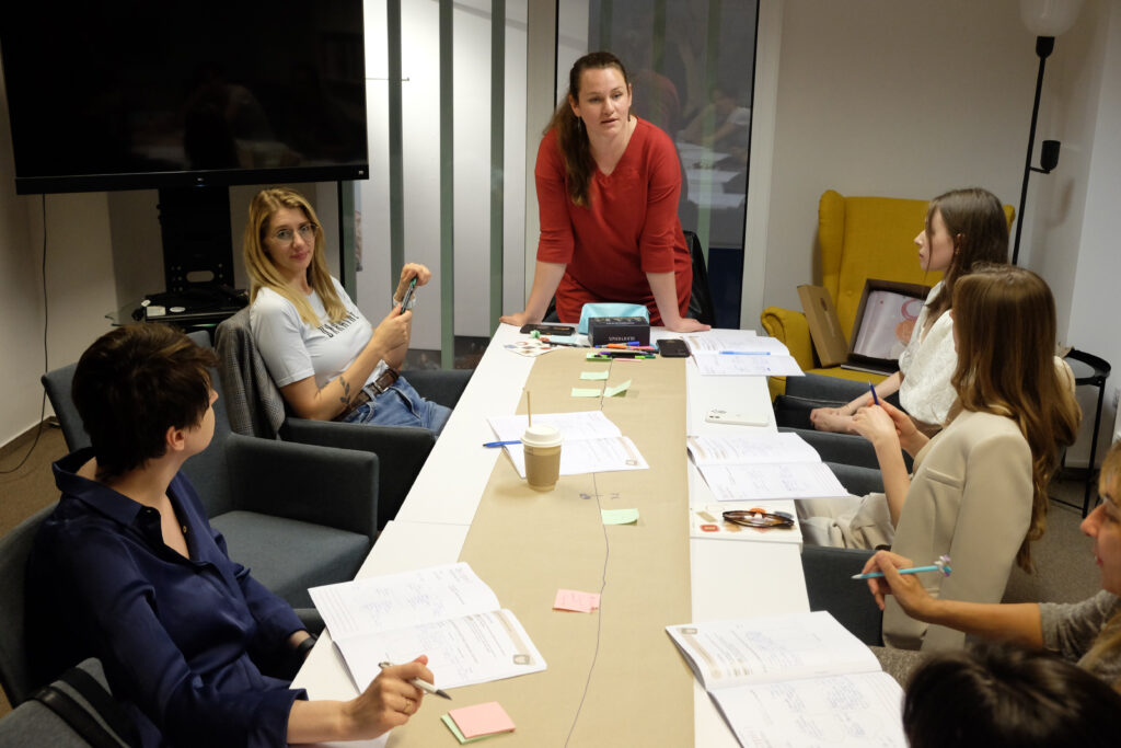 Наталя у ролі тренерки