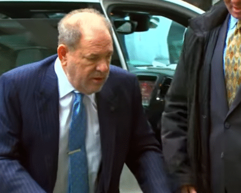 Суд у Нью-Йорку повторно визнав Гарві Вайнштайна винним у сексуальному насильстві