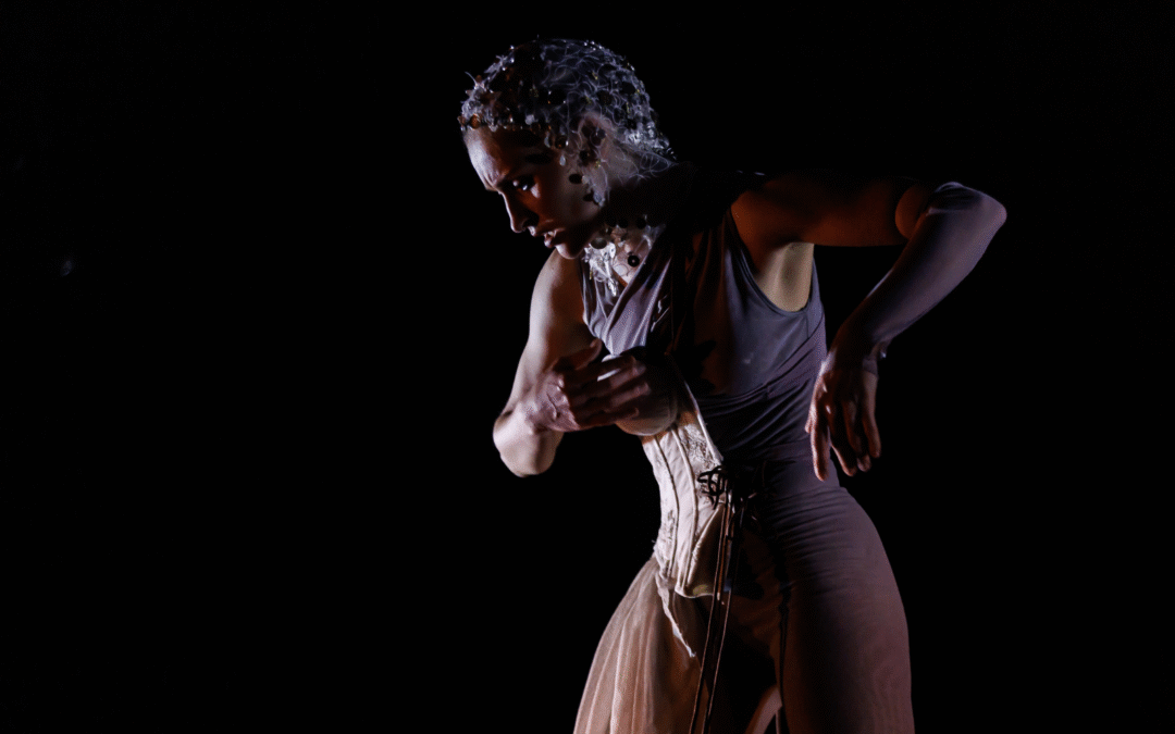 «Хтось такі як я». Виставу про досвіди українців під час війни представлять на Міжнародному фестивалі перформативних мистецтв в Единбурзі