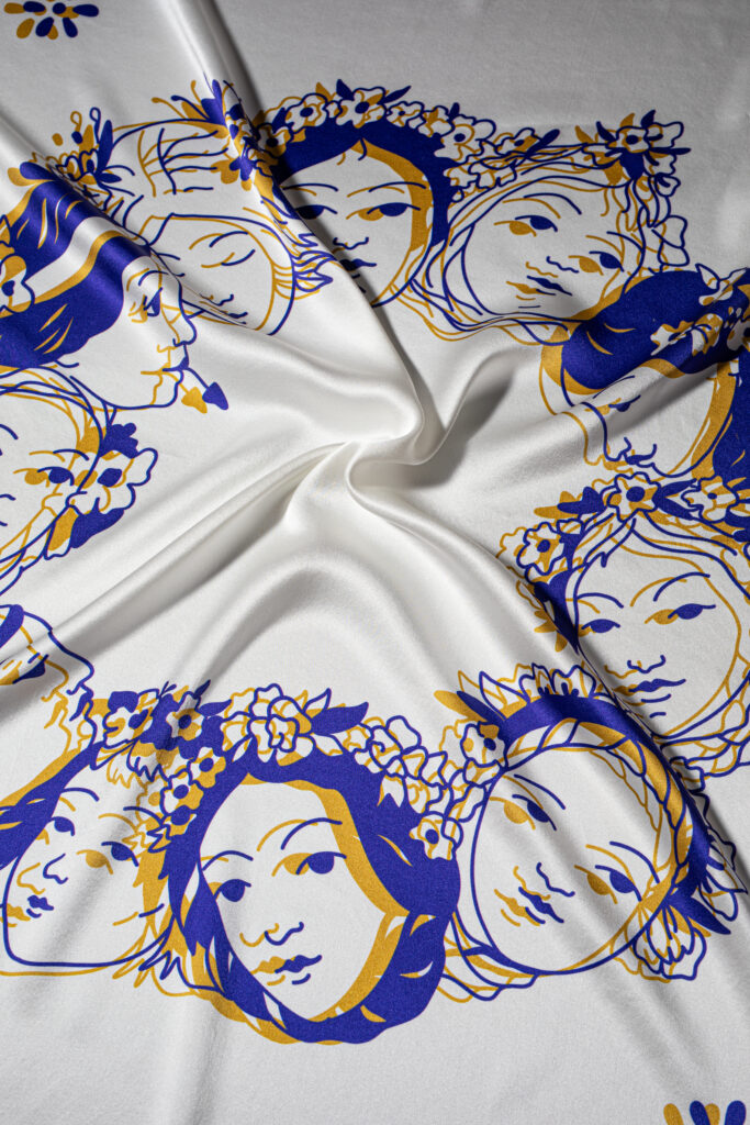 Тінь мальв, журавлів у небі та «Подоляночка». Бренд «Ґроно» та Luuu Tattoo випустили колекцію хустин і прикрас