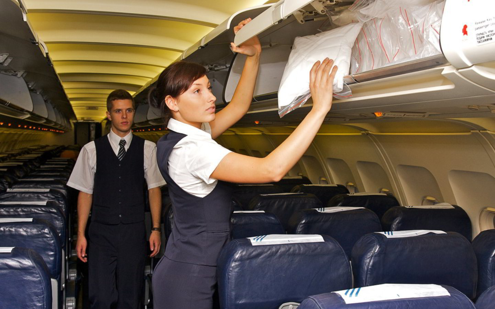 Третина жінок в авіації Британії та Ірландії зазнали сексуального насильства на робочому місці — опитування