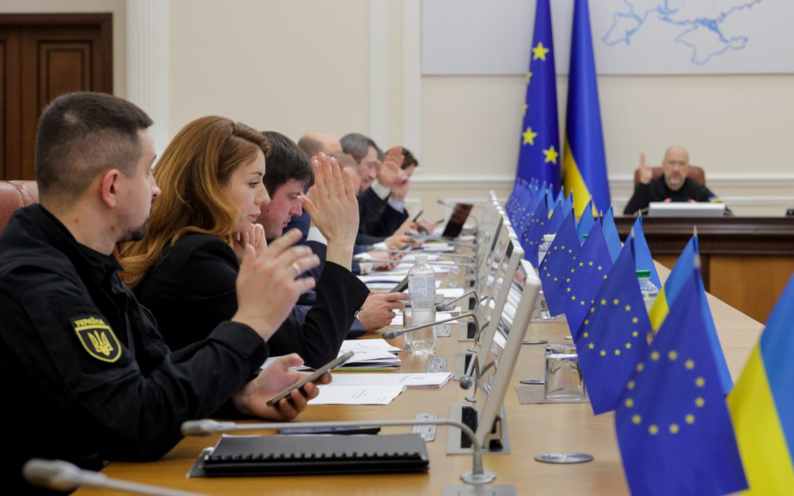 Кабмін погодив законопроєкт про збільшення виплат жінкам після народження дитини та запровадження нових програм