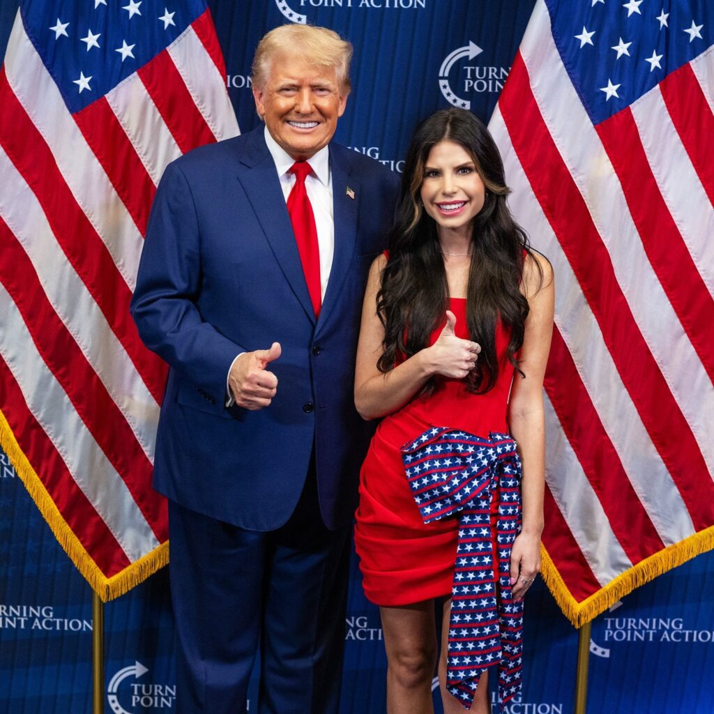 Велнес проти прав жінок. Як американські інфлюенсерки схиляють молодих жінок голосувати за ультраправих політиків