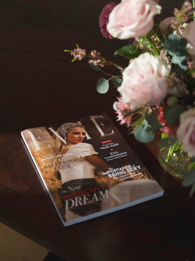 Велнес проти прав жінок. Як американські інфлюенсерки схиляють молодих жінок голосувати за ультраправих політиків