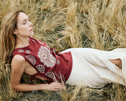 EMBR GEM і URURUR створили святкову колекцію вишиванок та аксесуарів до Дня Незалежності