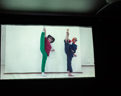 У Києві покажуть камерну виставу про зустріч поколінь, погляди на танець і спогади про Донецьк