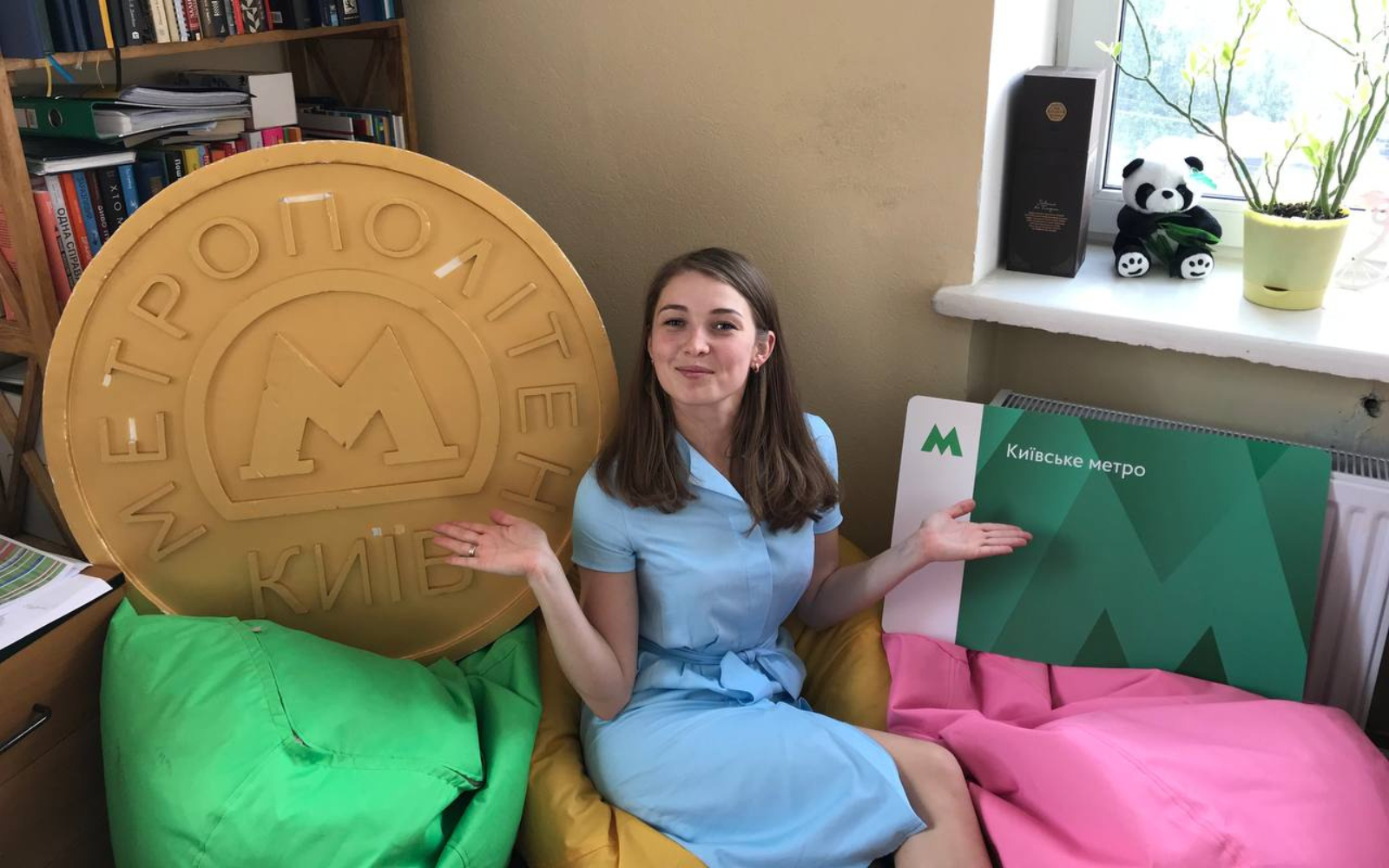 «Це тисячі тонн металу, але тільки люди запускають його в рух». Інтерв’ю з комунікаційницею Київського метрополітену Оксаною Никифорук