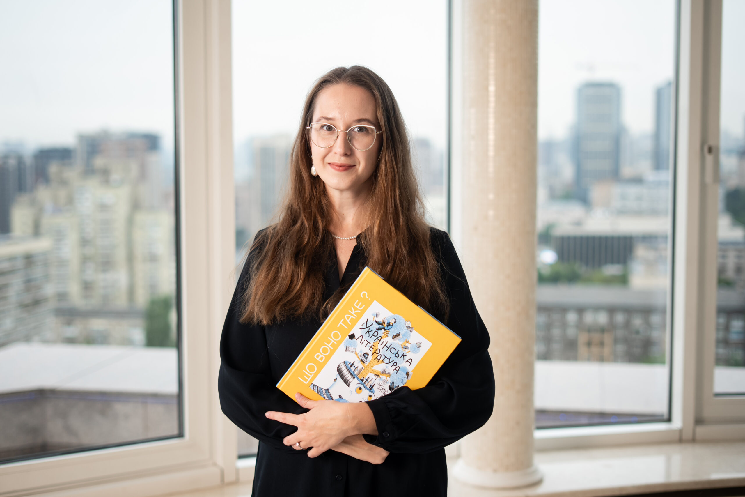 В Україні стартував тур «Що воно таке? Українська література» з Анастасією Євдокимовою: програма проєкту