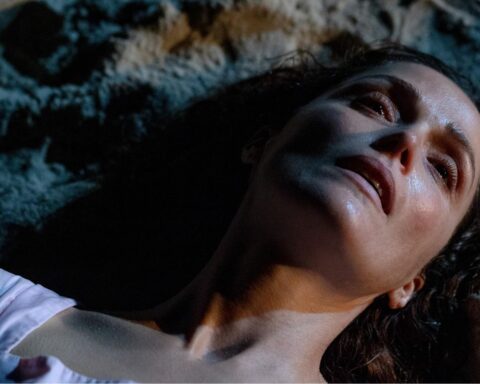 Вийшов офіційний трейлер чорнокомедійної драми Я не залізна з Роуз Бірн