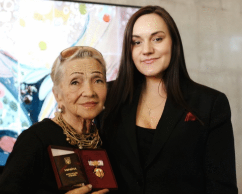 Керамістка Людмила Мєшкова отримала орден княгині Ольги першого ступеня