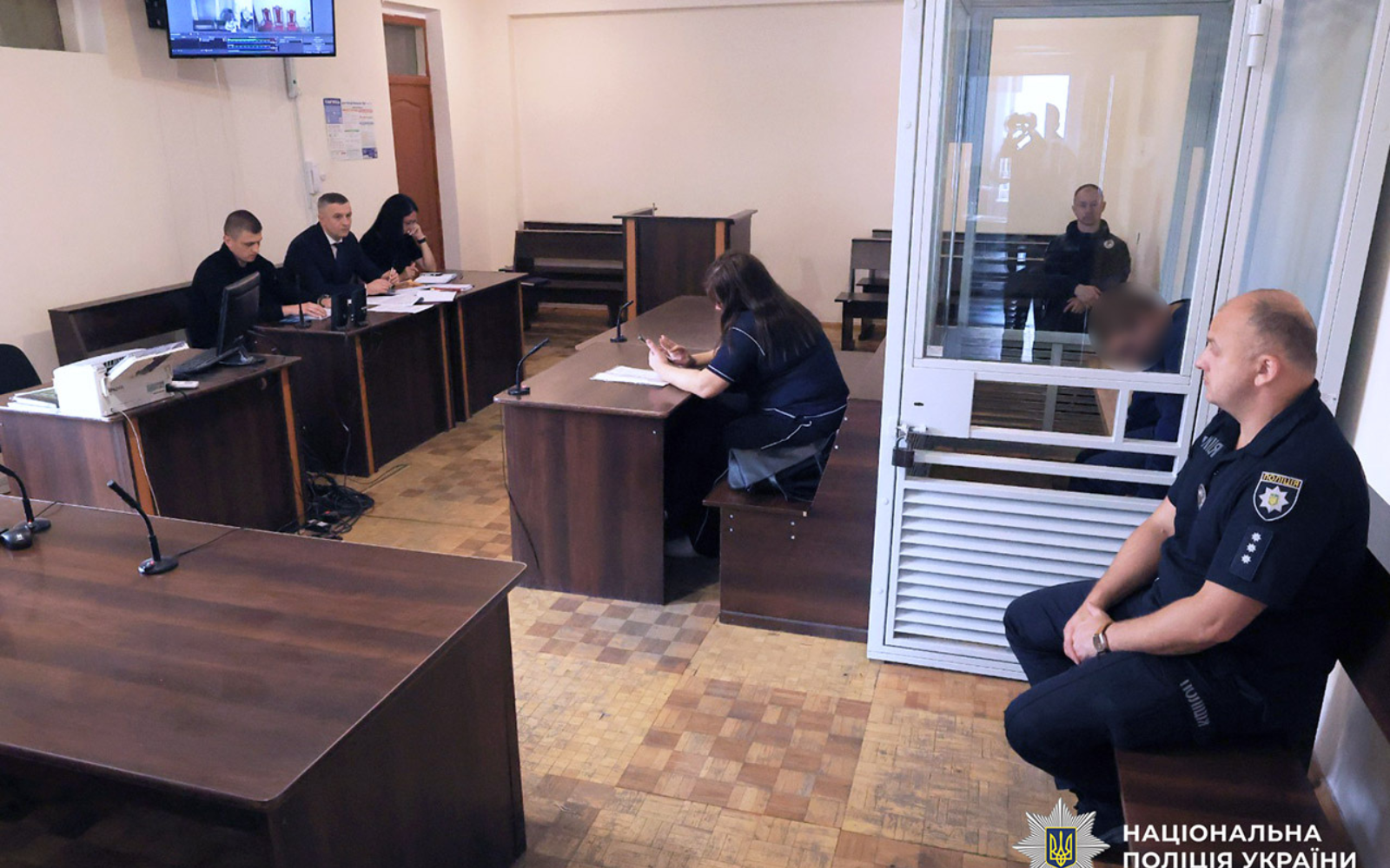 На Хмельниччині два чоловіки жорстоко зґвалтували неповнолітню