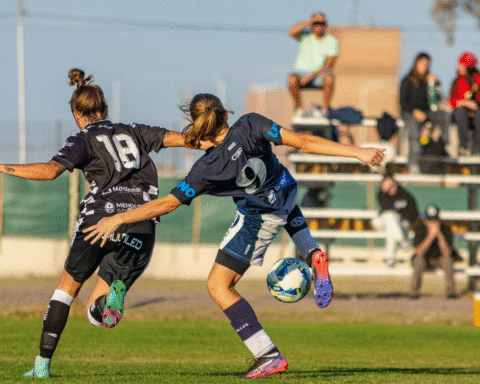 Дівчата, які займаються спортом після школи, мають вдвічі більше шансів отримати керівні посади у майбутньому