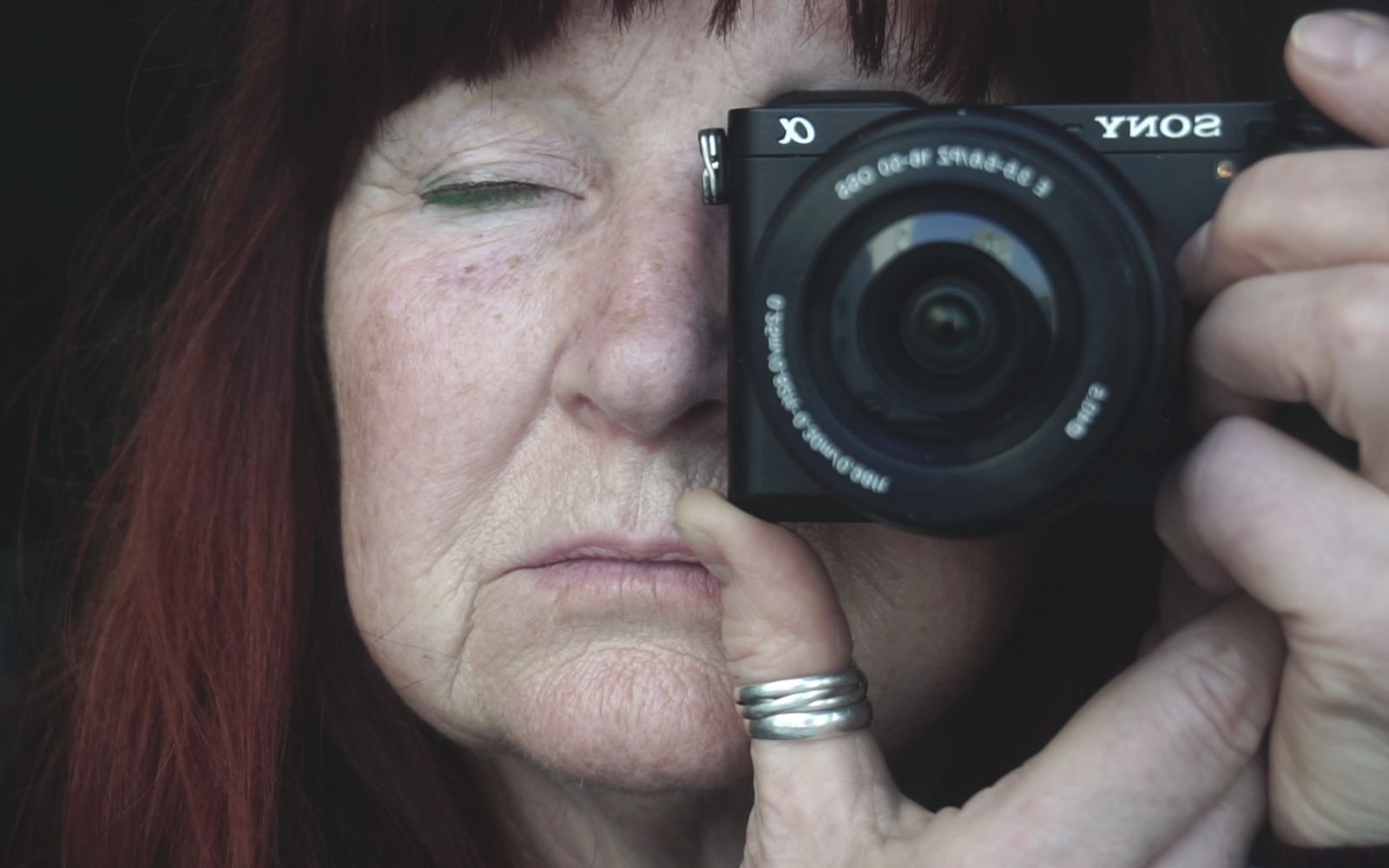 «Ми у війні, але все одно плануємо життя». Операторка й продюсерка Світлана Зінов’єва про силу кіно, що долає «безкартиння»