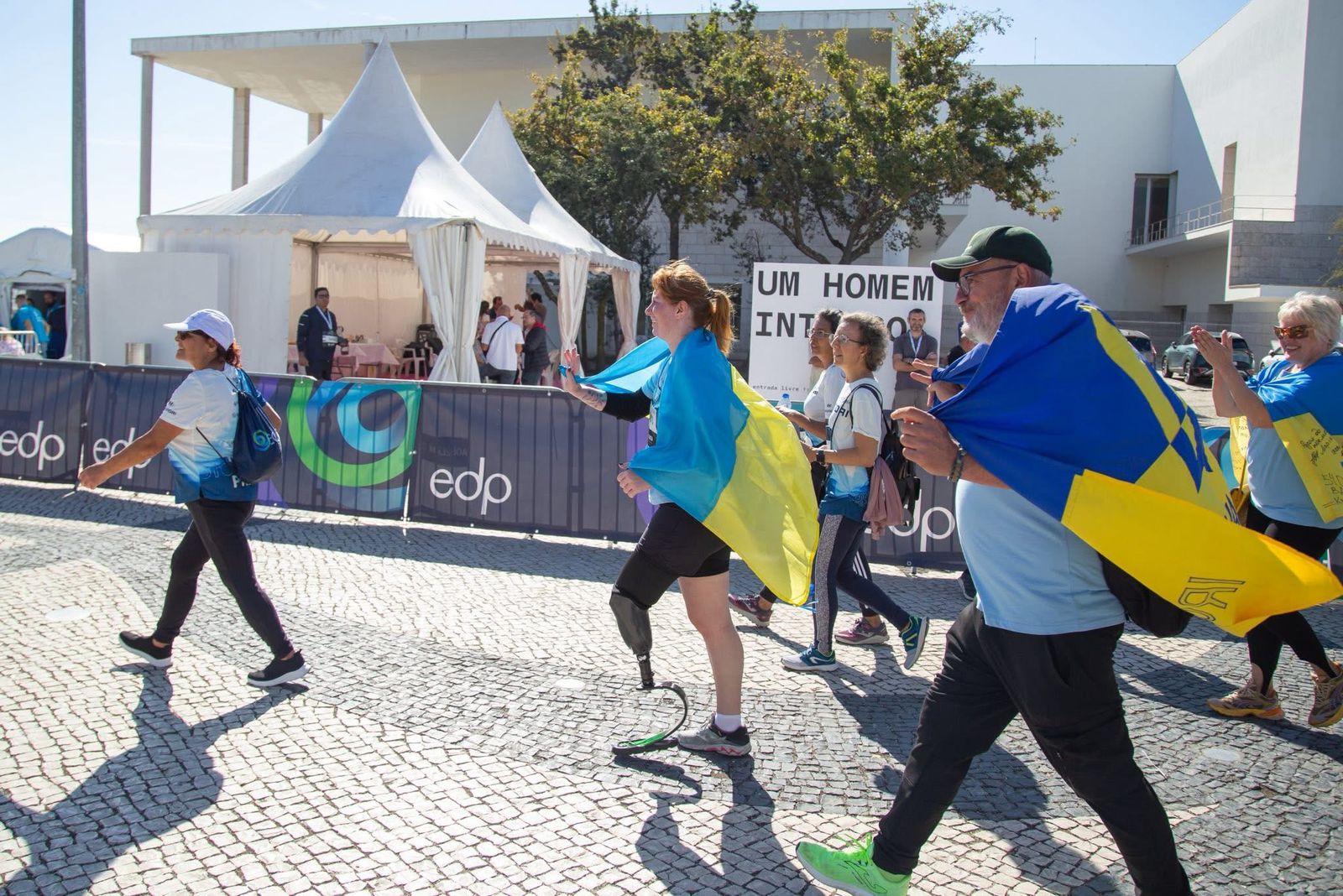 Ветеранка Ольга Бенда на протезі подолала дистанцію Лісабонського півмарафону, щоб зібрати кошти для поранених військових