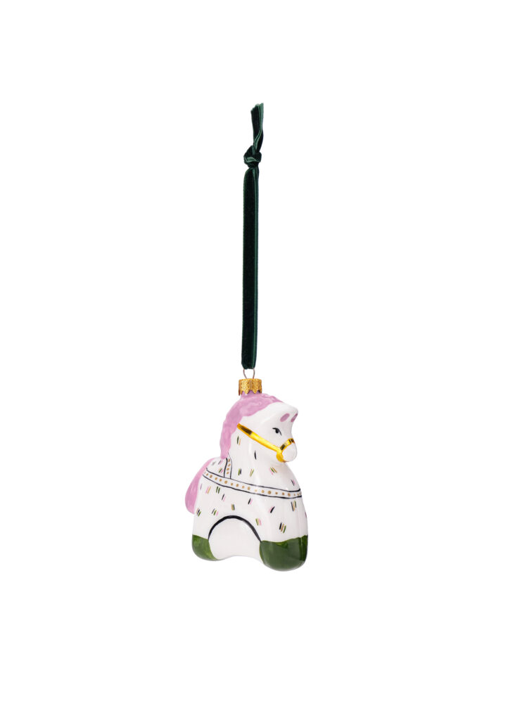 GUNIA Project випустив різдвяну колекцію «Коник», присвячену символу 2026 року