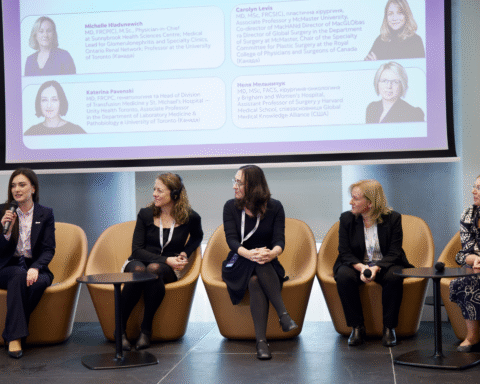 Як жінкам досягати успіху в управлінні - чотири поради від експерток із Канади та США