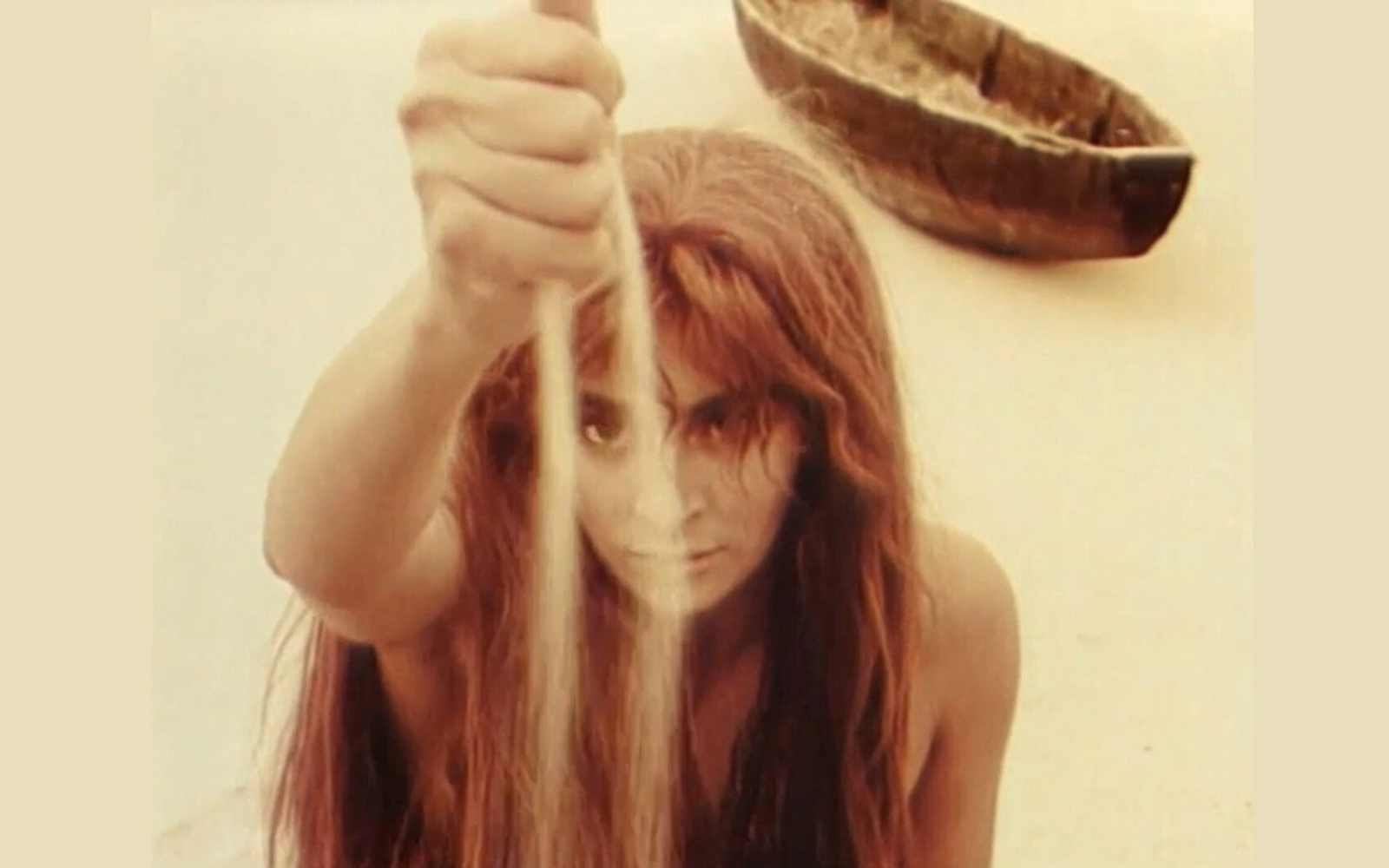 Фільваркова еротика вийшла онлайн на Takflix - фільм Відьма Галини Шигаєвої