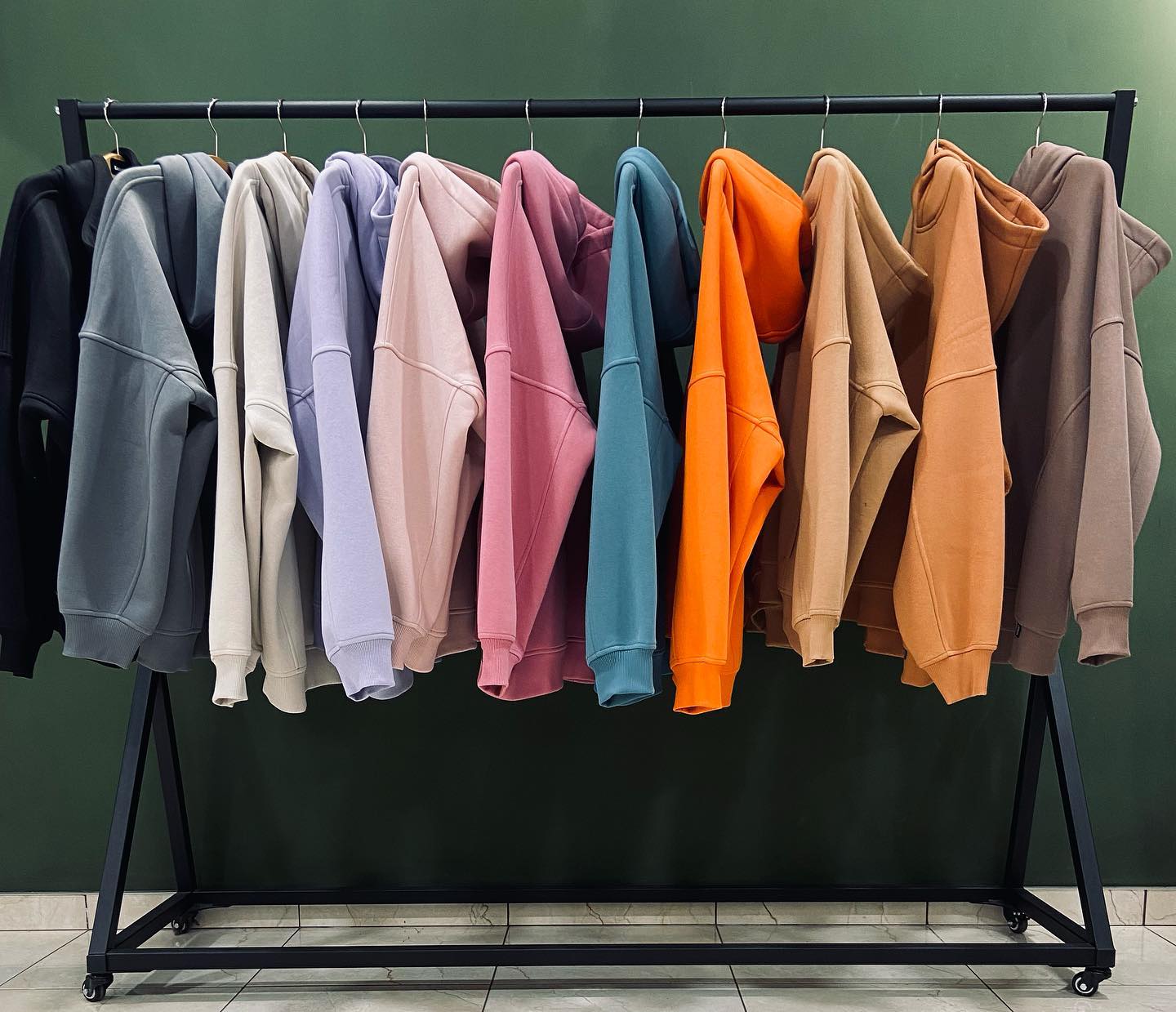 Від харківських світшотів до тактичних підсумків: історія бренда Empathic Merch