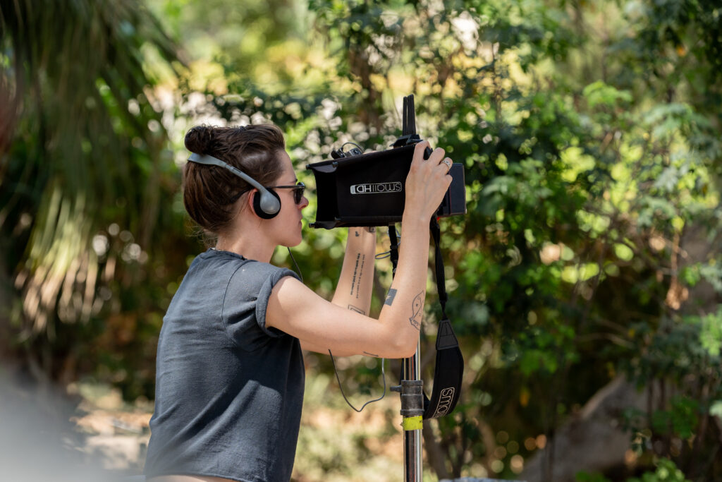 «Нас створювали, щоб нами володіли чоловіки, і сама ця ідея пригнічує». Крістен Стюарт про жіночий досвід у режисерському дебюті «Хронологія води»