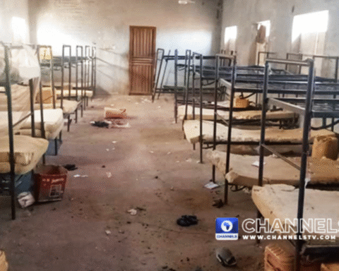 У Нігерії після викрадення 25 школярок бойовиками почали закривати школи, щоб убезпечити дітей