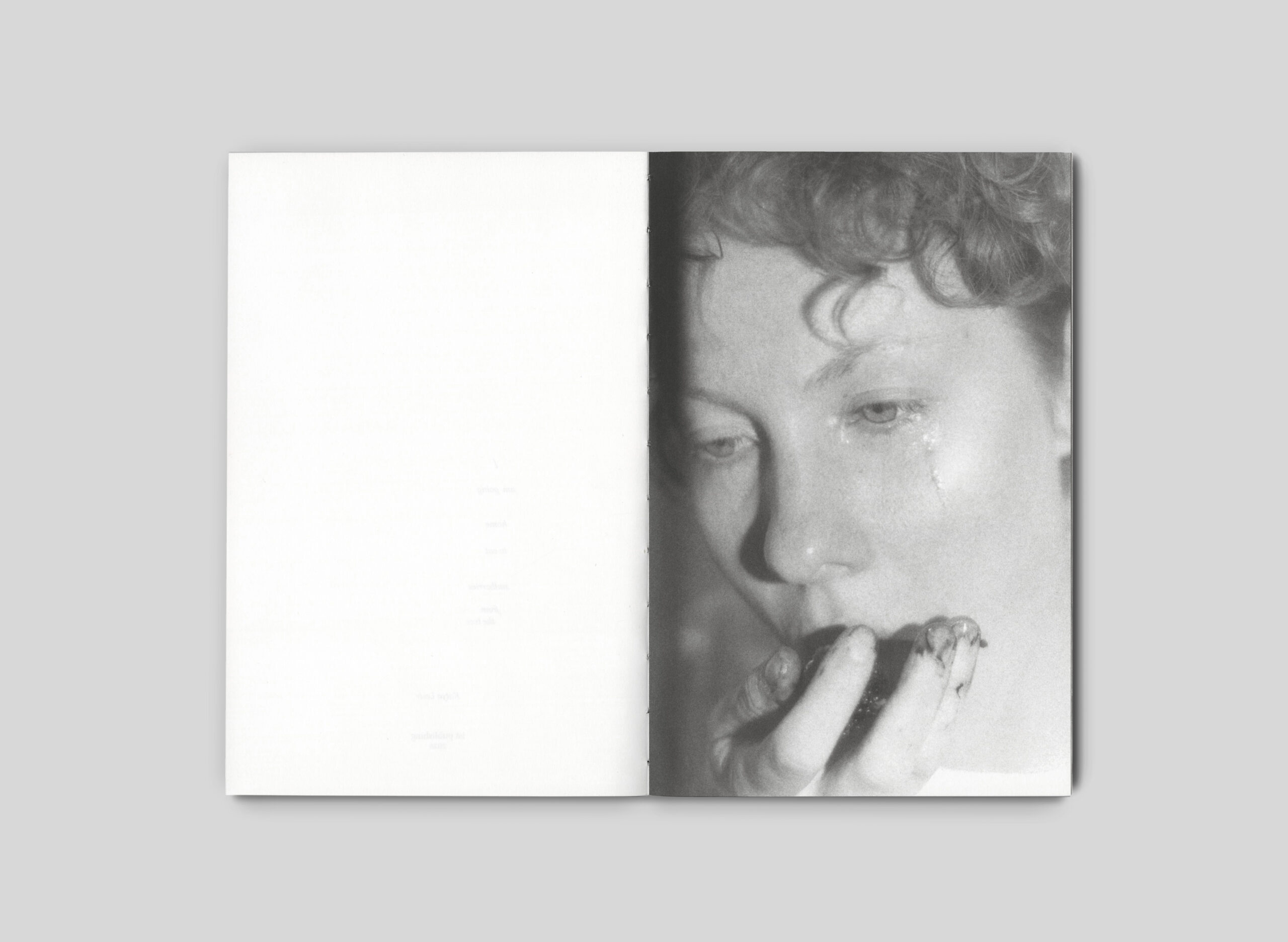 «Я їду додому їсти шовковицю з дерева». Видавництво ist publishing випустило артбук художниці Каті Лесів