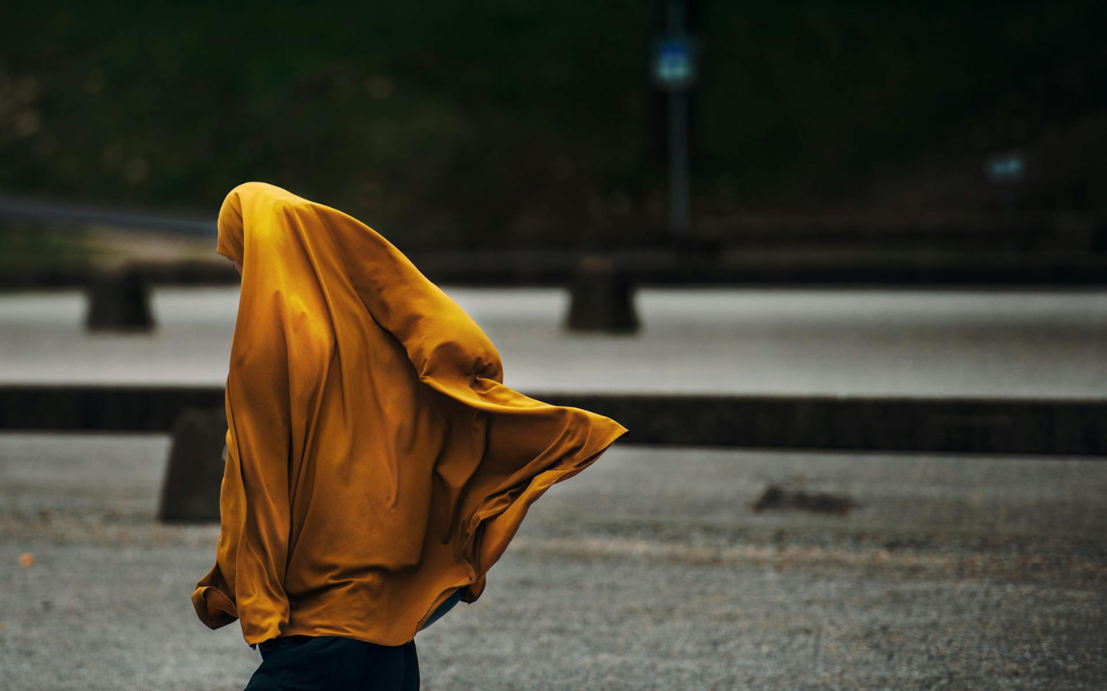 В Ірані жінці, яку видали заміж у 12 років, загрожує страта за вбивство чоловіка: для порятунку треба сплатити понад 100 тисяч доларів