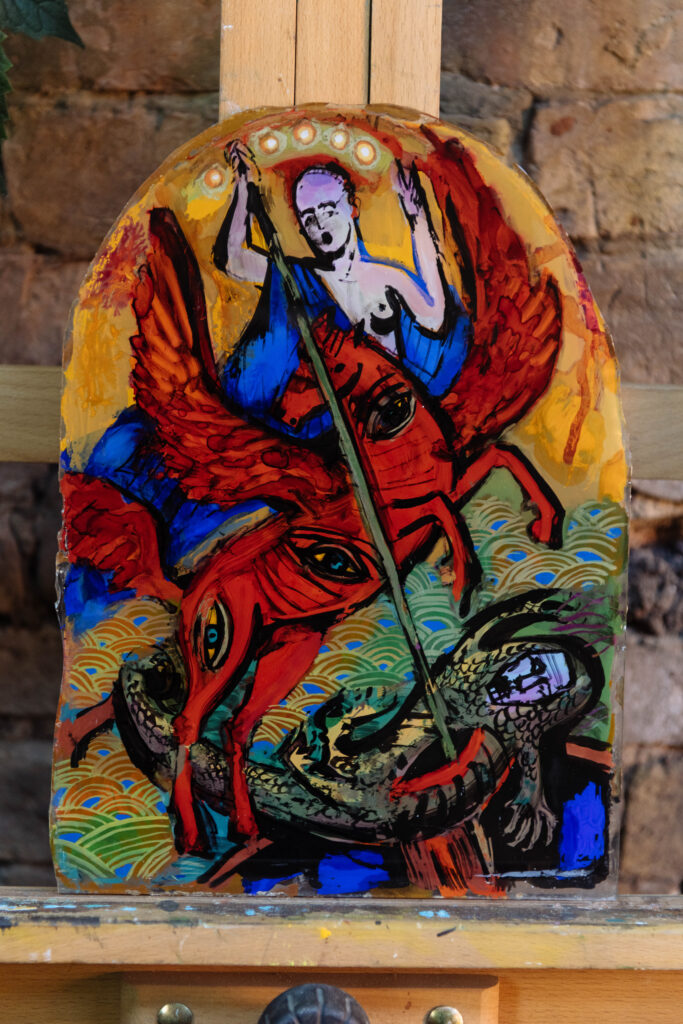 «Зворотні сади»: Як Мирослава Перевальська повертає нас до тиші через скло і колір