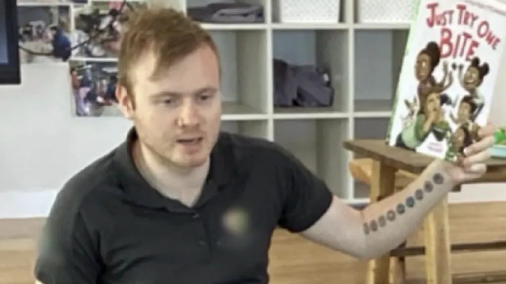 Колишнього працівника дитсадка в Мельбурні звинуватили у зґвалтуванні дітей